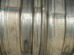 輪泰科(kē)斯汽配不(bu)鏽鋼除鏽(xiu)案例