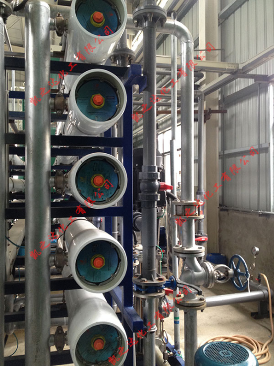 緩蝕阻垢劑,電(diàn)廠專用緩蝕阻垢(gòu)劑,反滲透膜阻垢(gou)劑,非氧化型殺菌(jun)劑,粘泥剝離劑,除(chu)鏽除垢劑